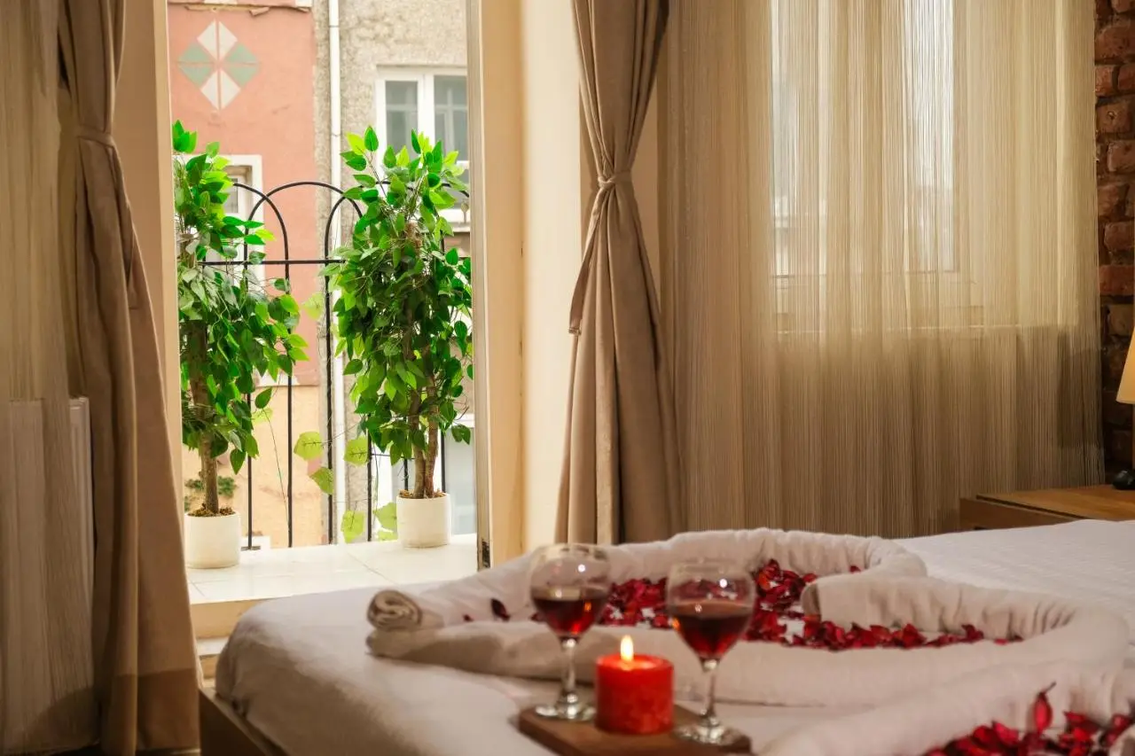 Taksim Nikea Suites 80