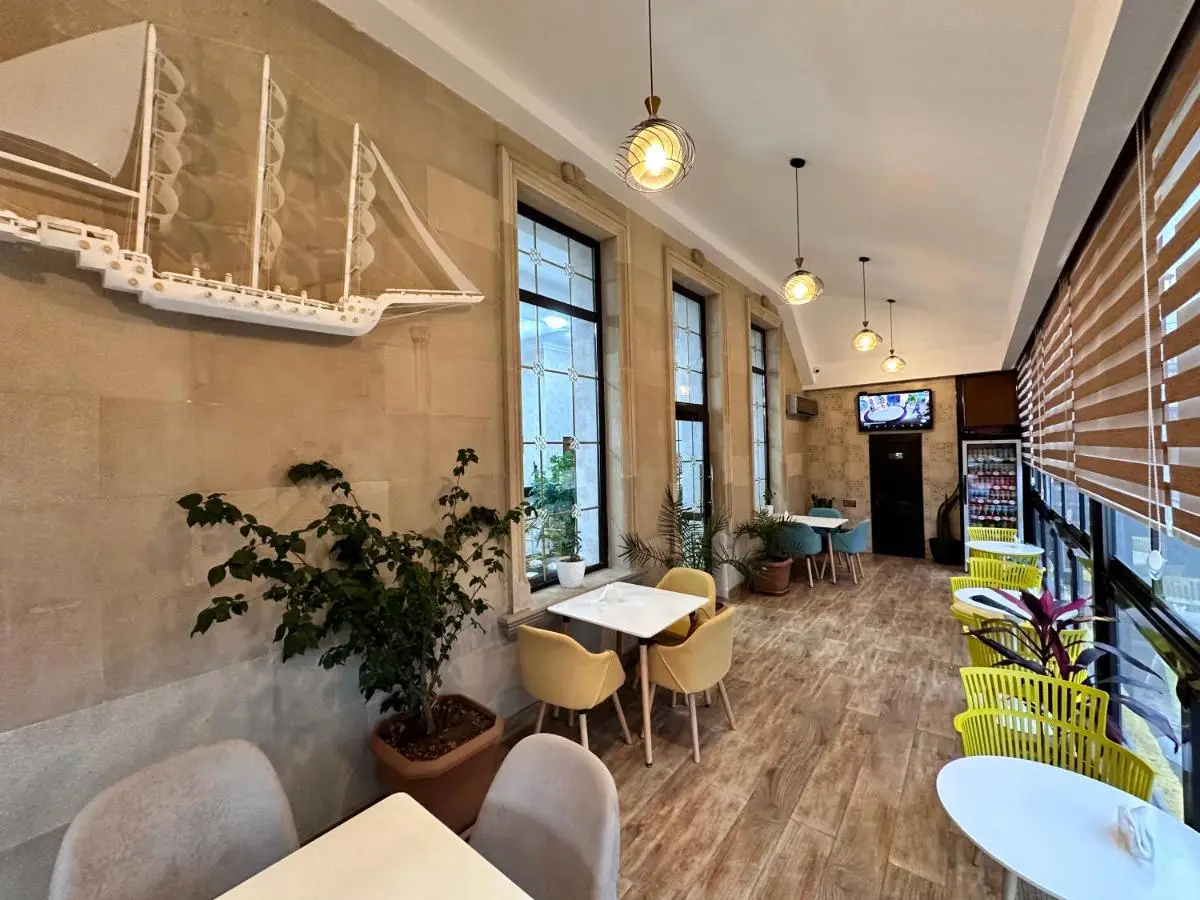 Starway Hotel