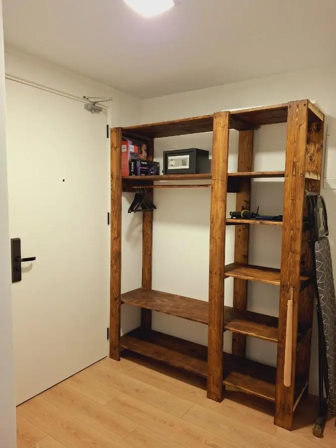 Bright Apart Near the Park Bedroom and Living