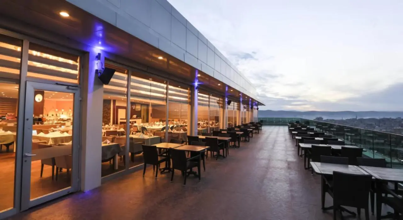 Nevali Hotel & Convention Center