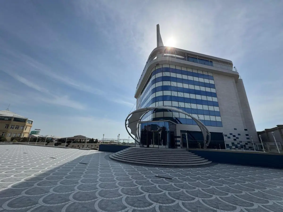 Titanik Baku