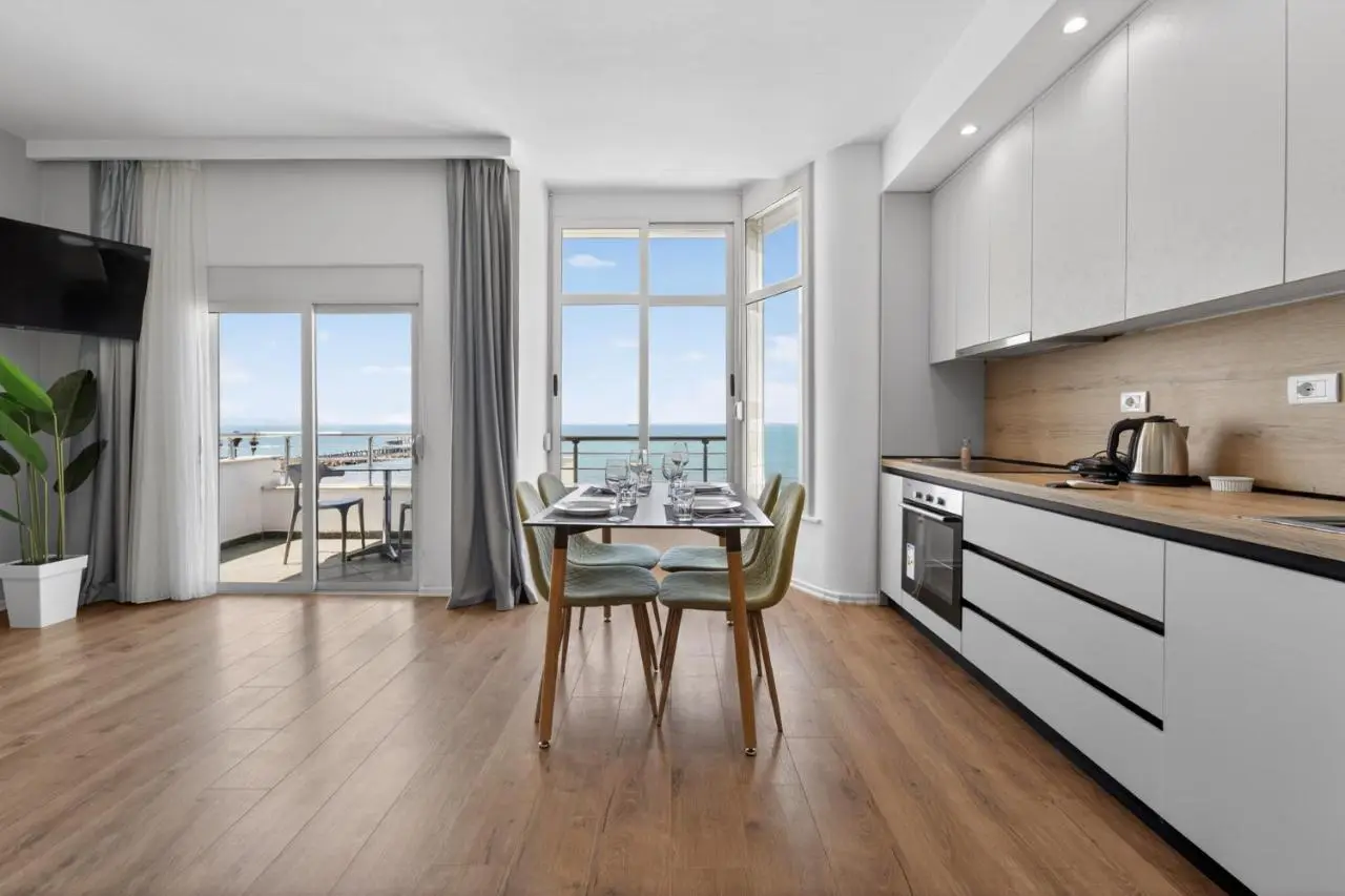 Wave Beachfront Apartments