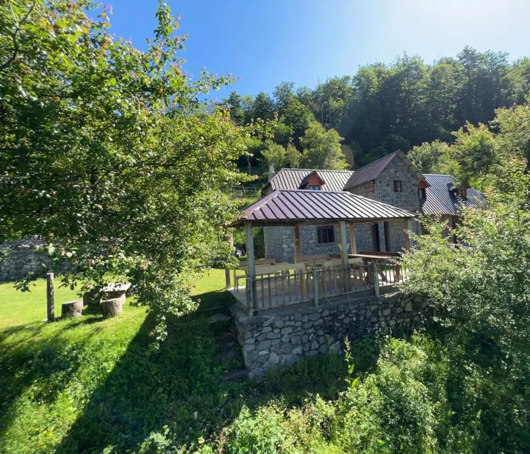 Guest House Gjelaj