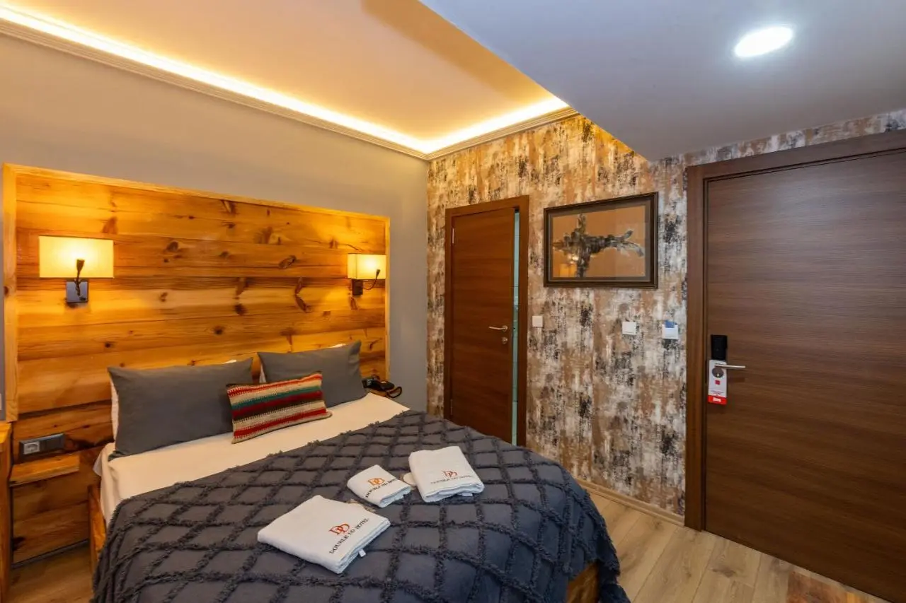 Double DD Hotel
