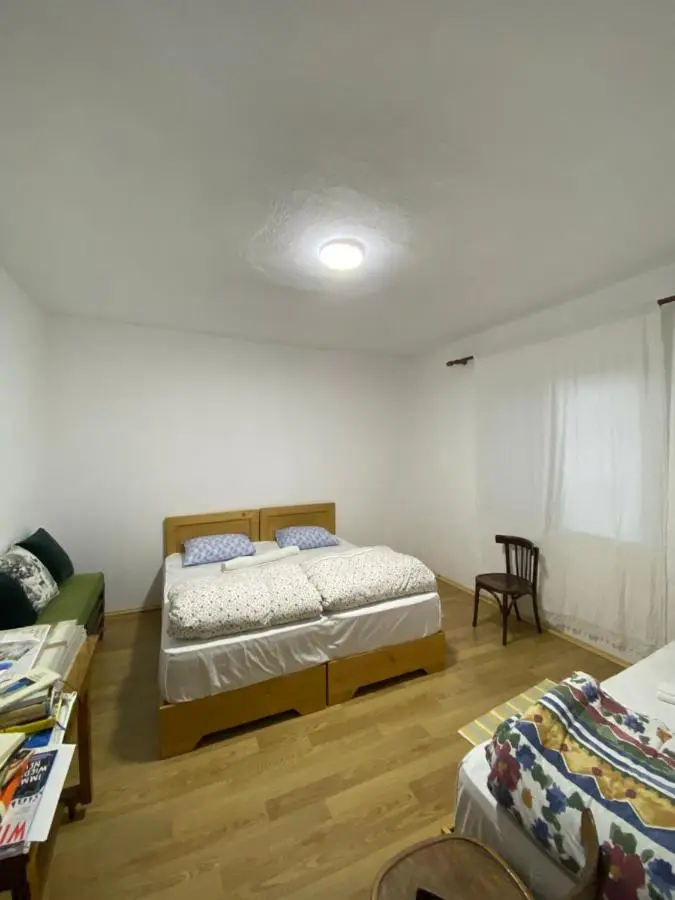 Roza's Guest House Camping Shkoder