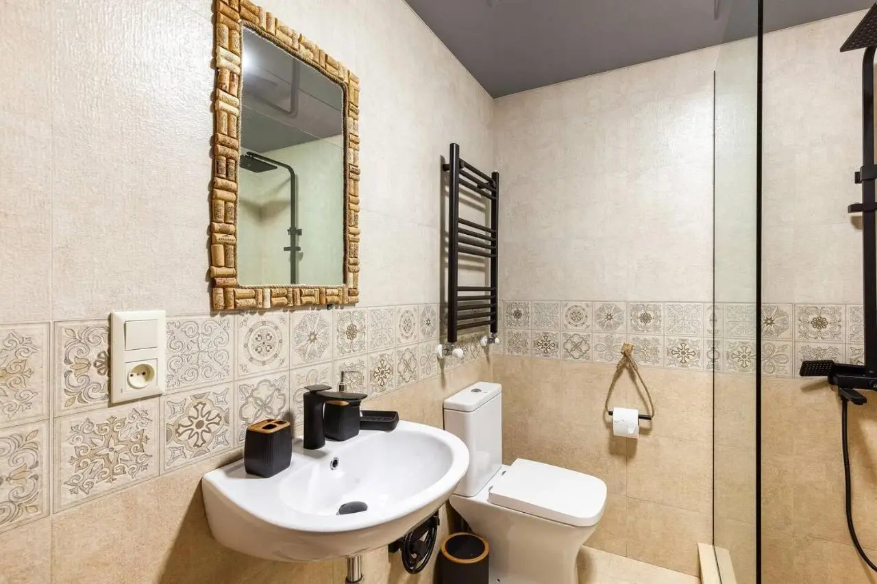Veli group Apartment near White Bridge °