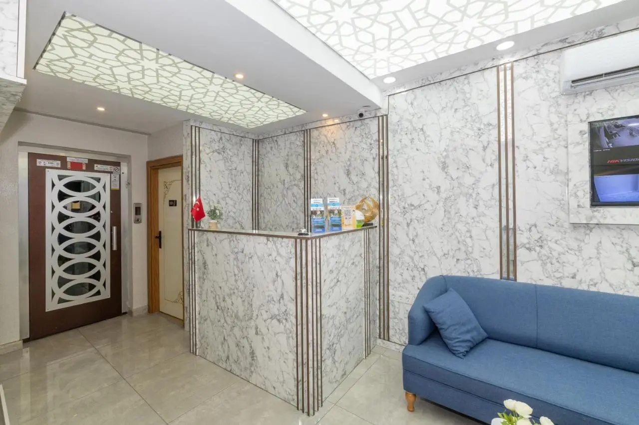BiRAND SUiT HOTEL