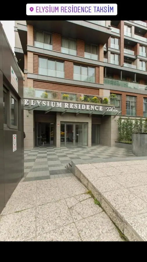 Three bedroom Duplex apartment with large terrace