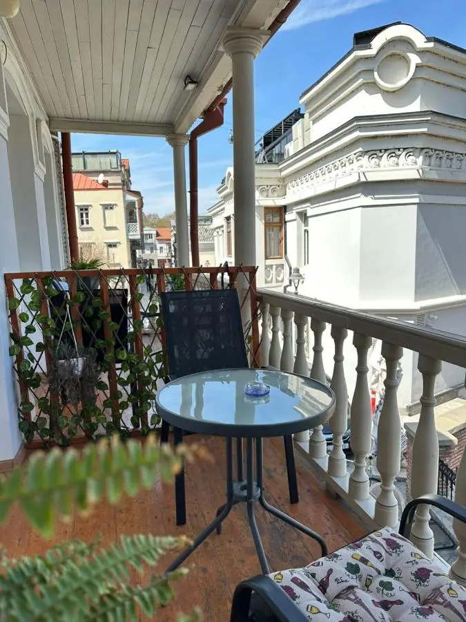 Tbil Inn Hotel