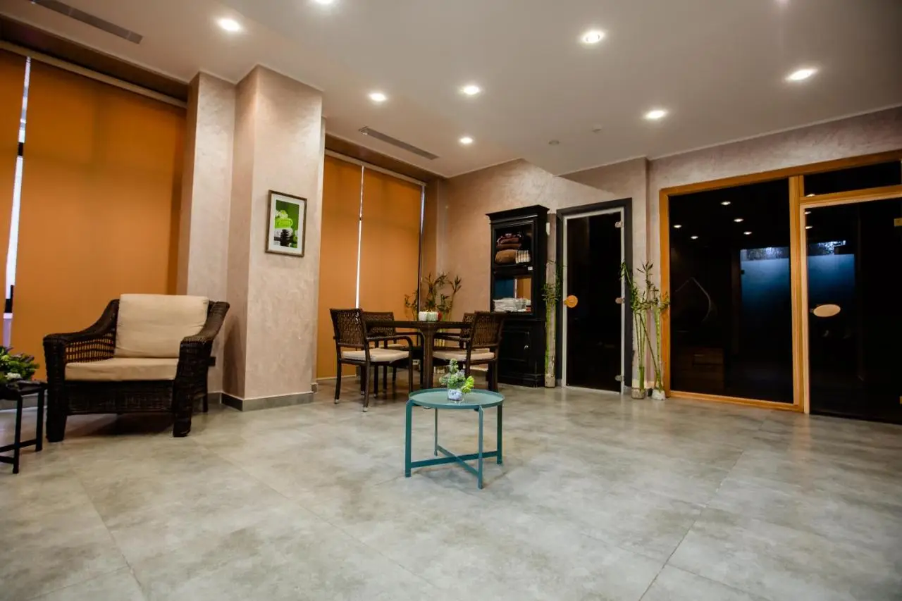 Premium Park Hotel