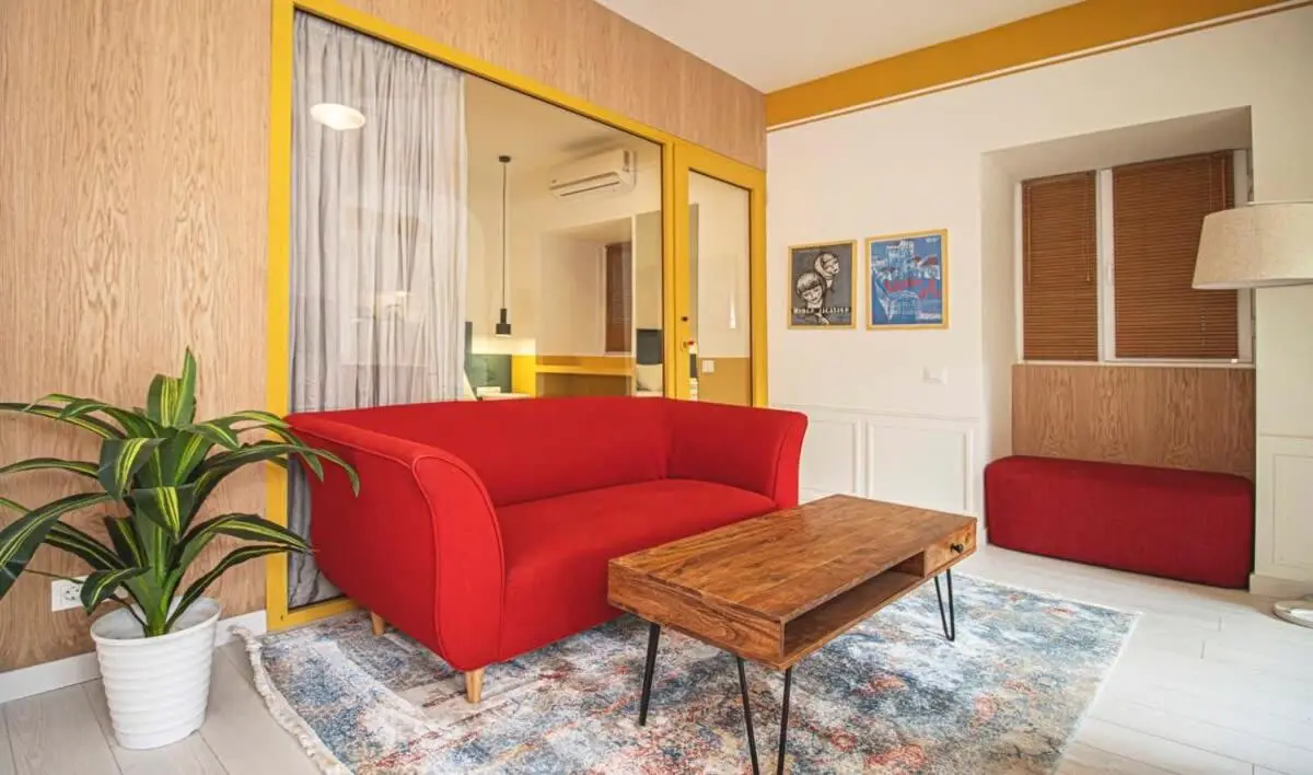 Masterfully Designed Apartment -By Wehost