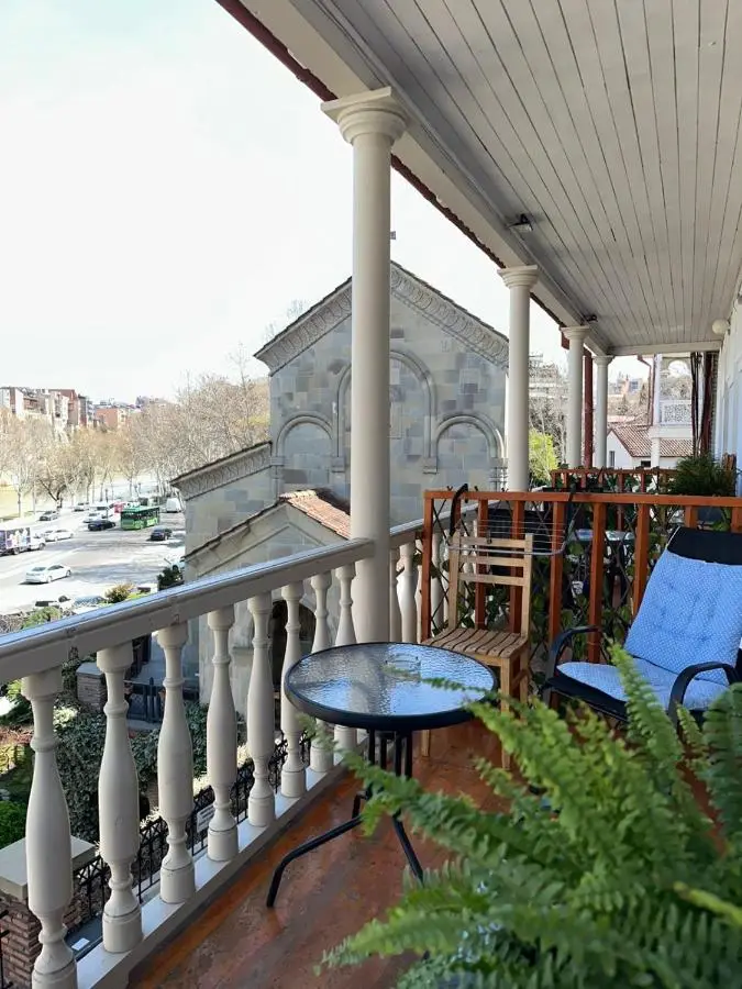 Tbil Inn Hotel