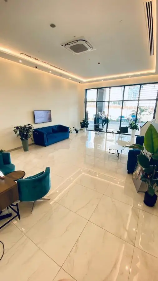 Apartments Orbi City u MariNika