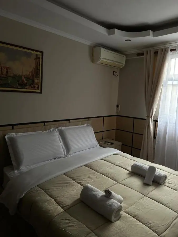 Hotel Ideal