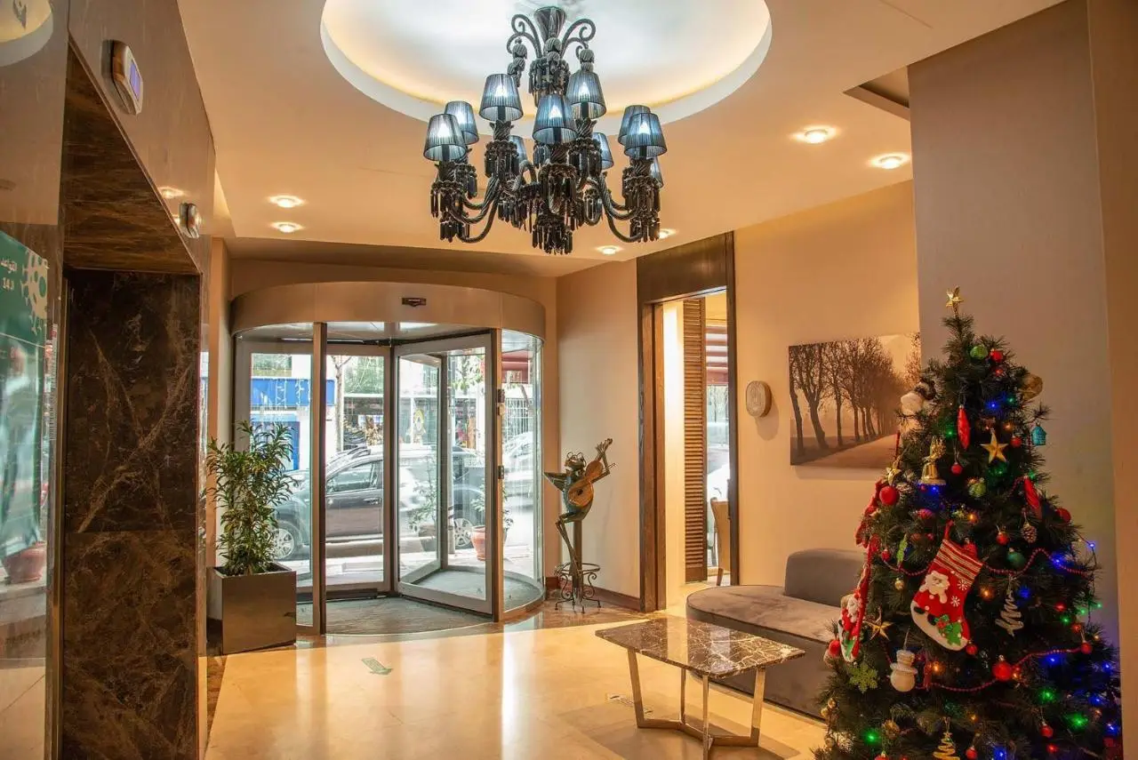 Le Mirage Hotel