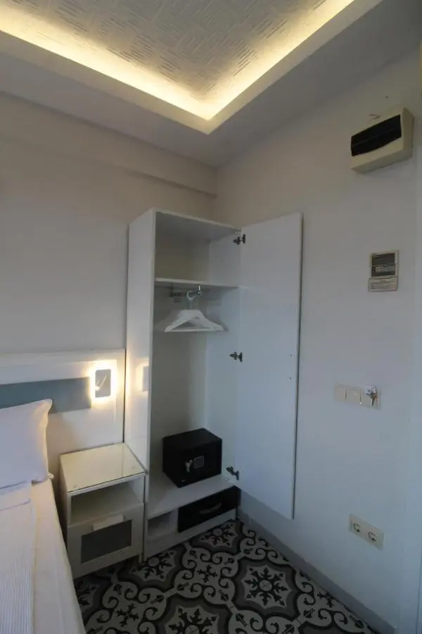 Lemon Residence