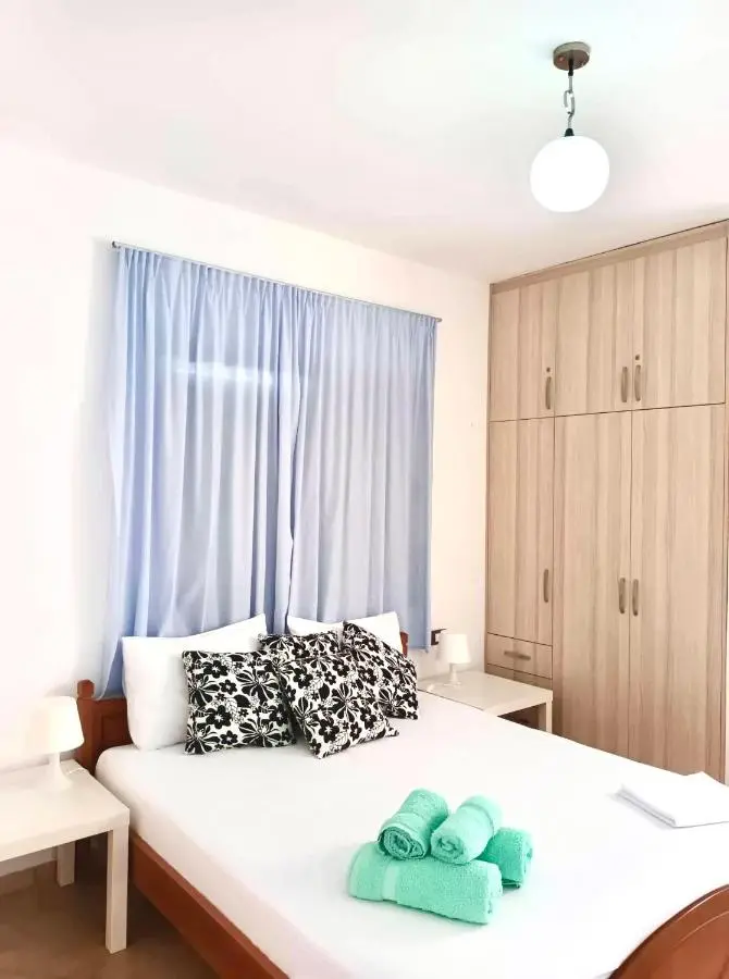 Saranda Rooms - Port