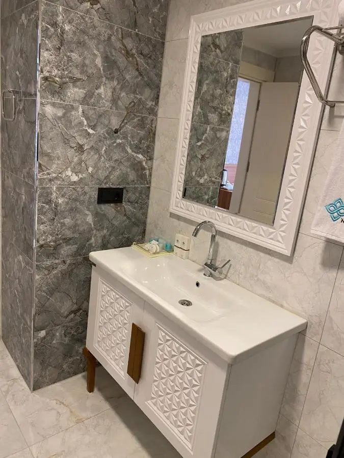 By Otel Nilüfer