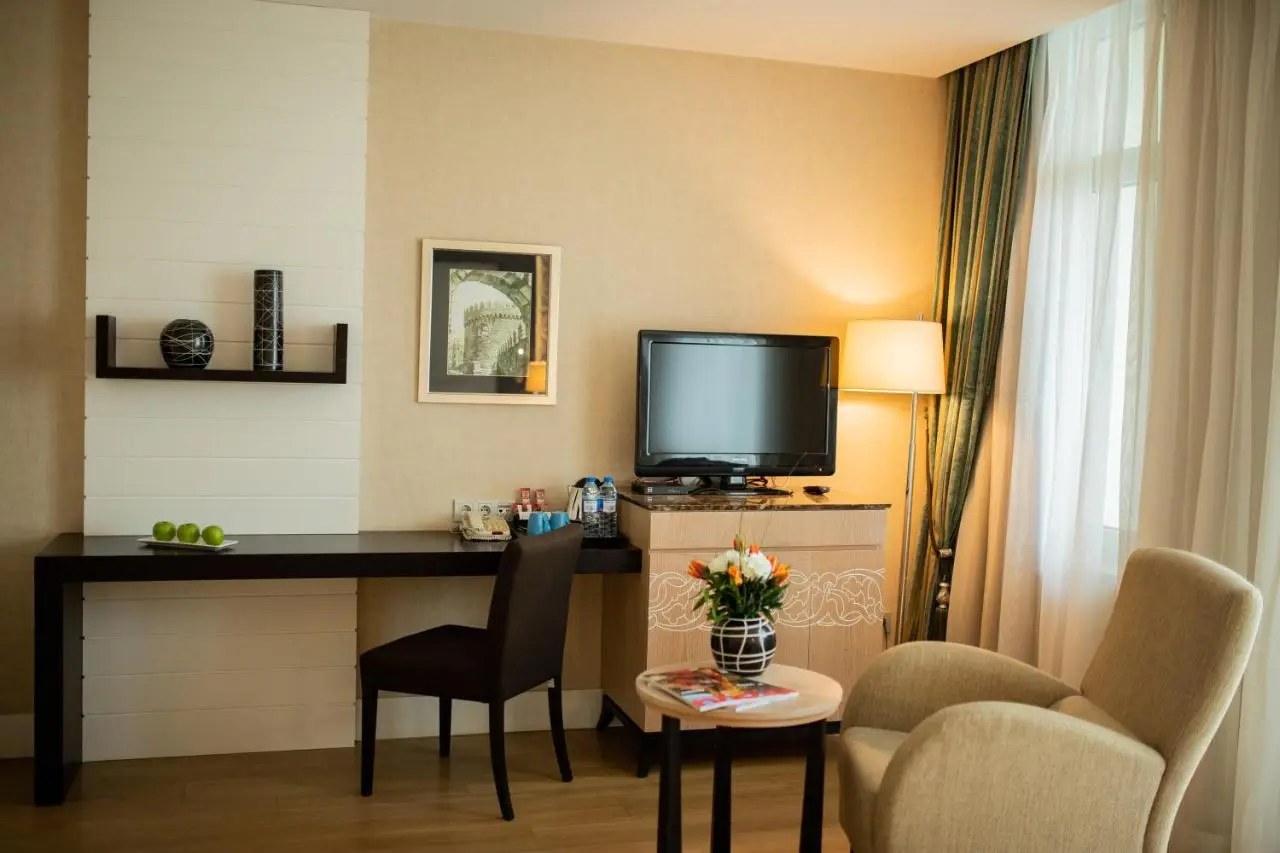 Badamdar Hotel and Residences