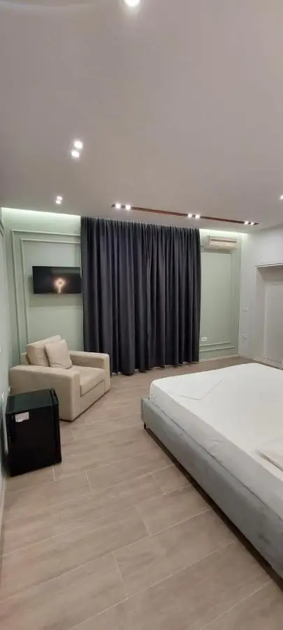 HOTEL KRISTAL