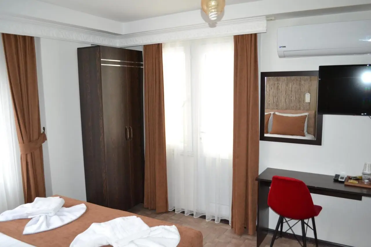 HOTEL GLOBAL 2022