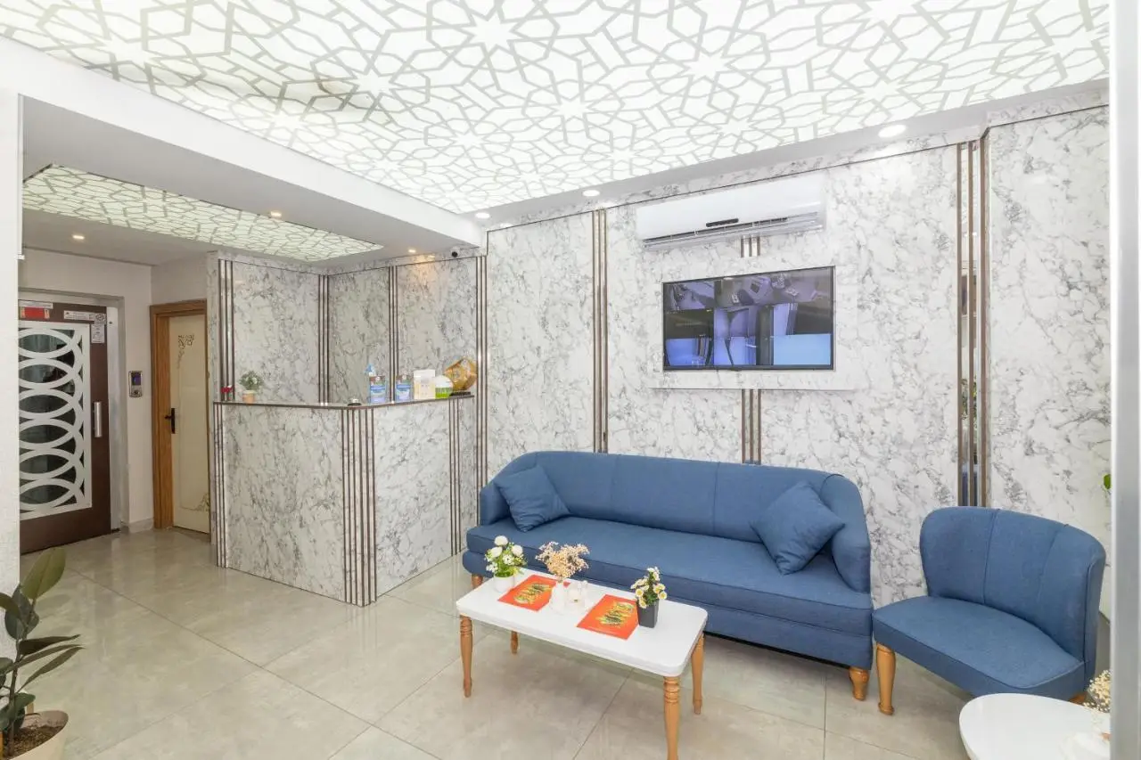 BiRAND SUiT HOTEL