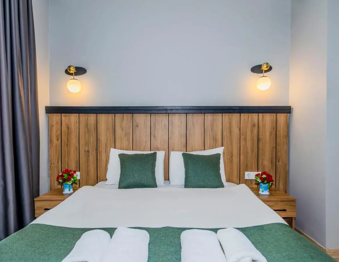 La Pera Suites Hotel
