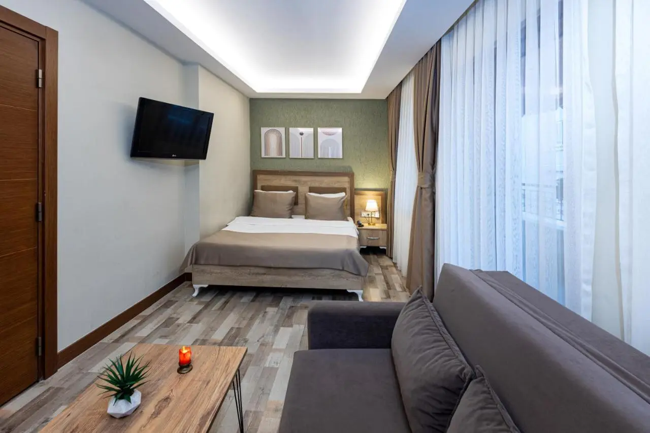 LINNGA HOTEL & SUITE