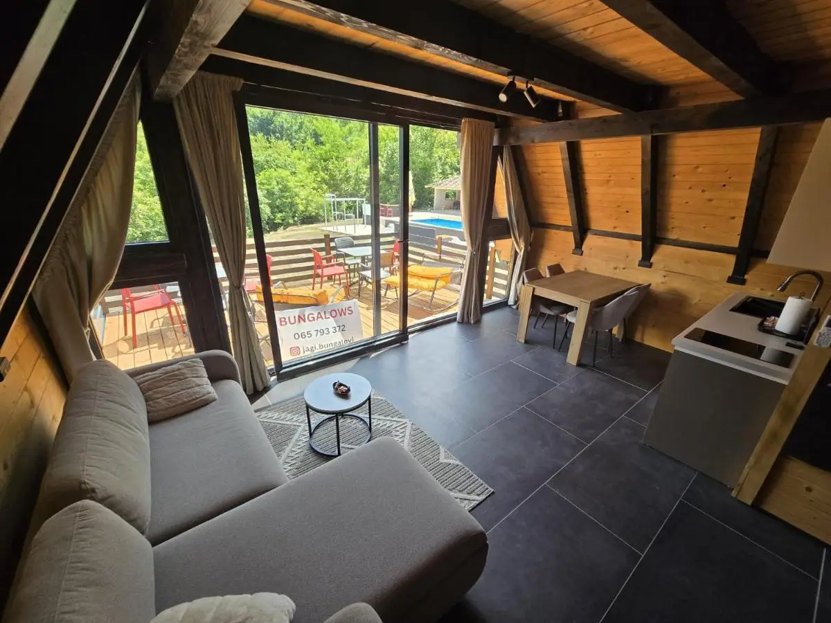 JAGI Bungalovi Mrkonjic Grad
