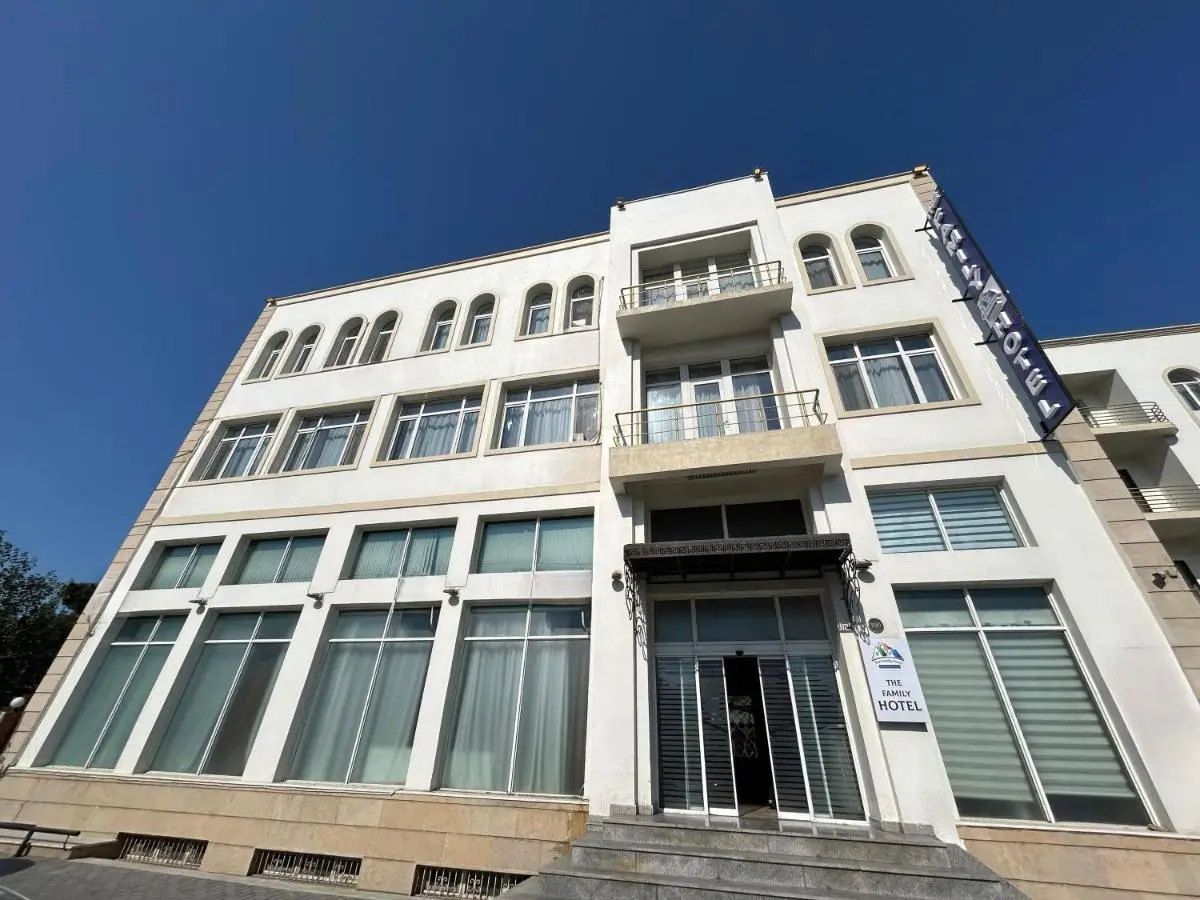 Family Hotel - Free Massage - Free Swimming Pool