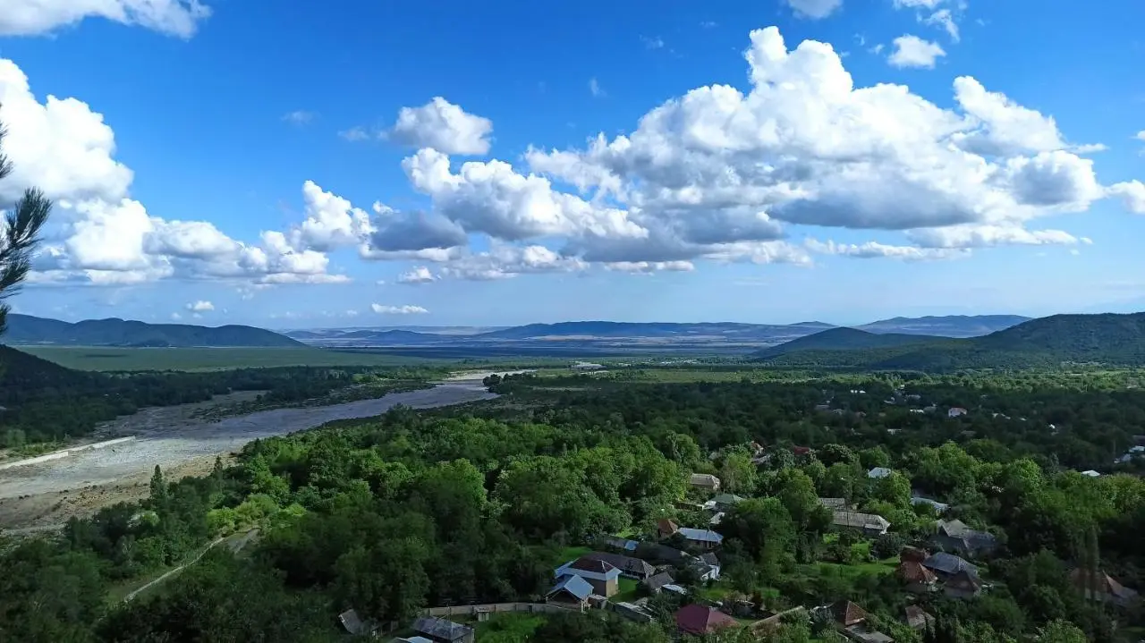 Kungut Hotel & Restaurant