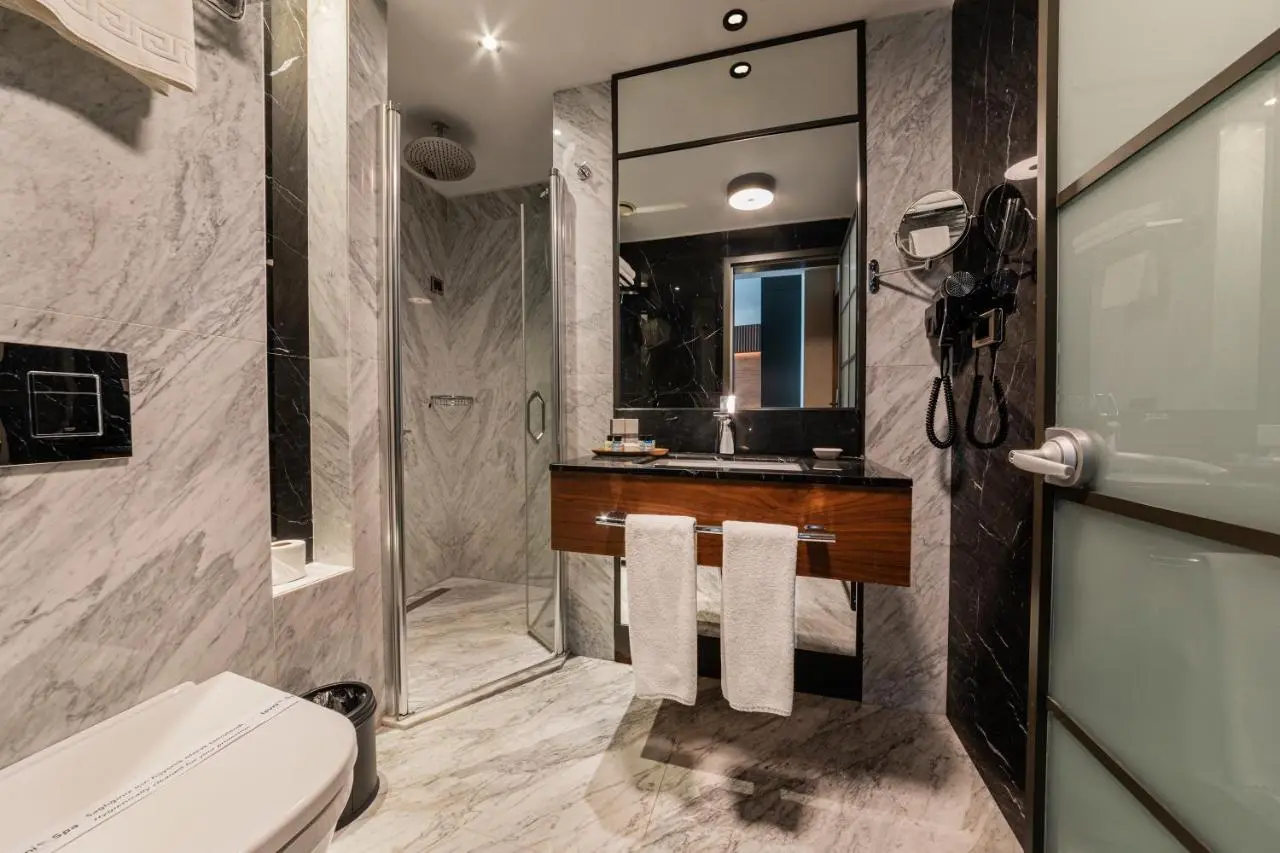 Levni Plus Hotel