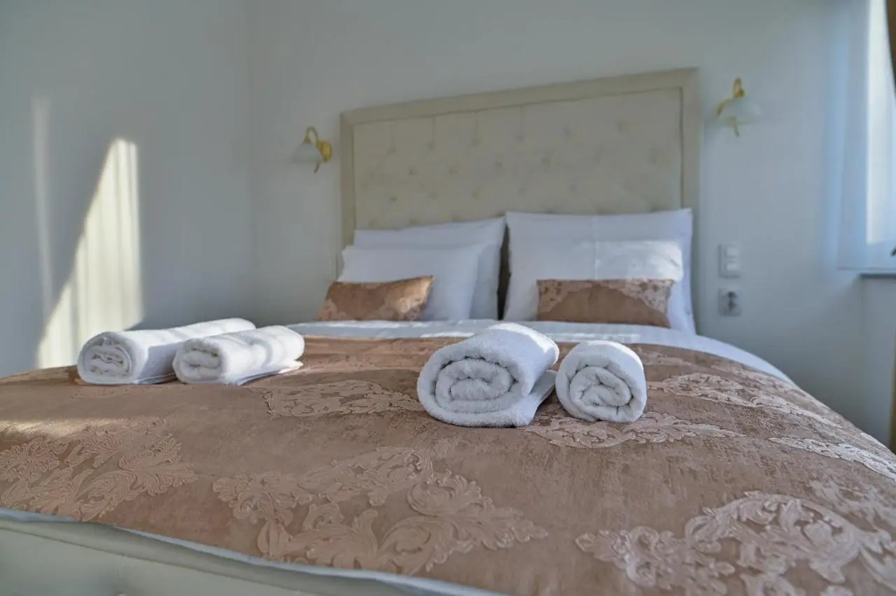 Royal Residence Deluxe Apartments
