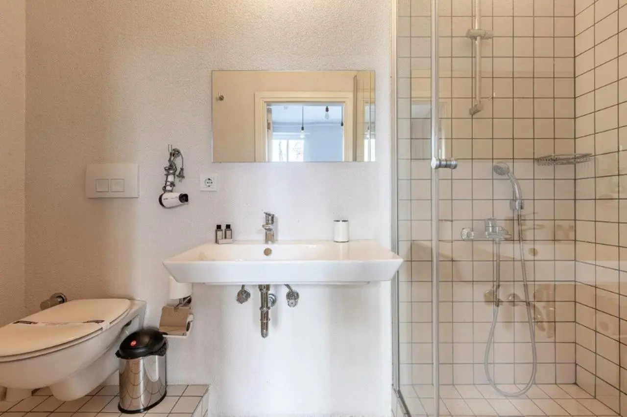 Warm Cozy Charming 2BD2Bath GalataTower Gem! #256