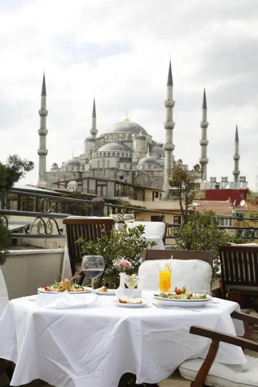 Hippodrome Hotel