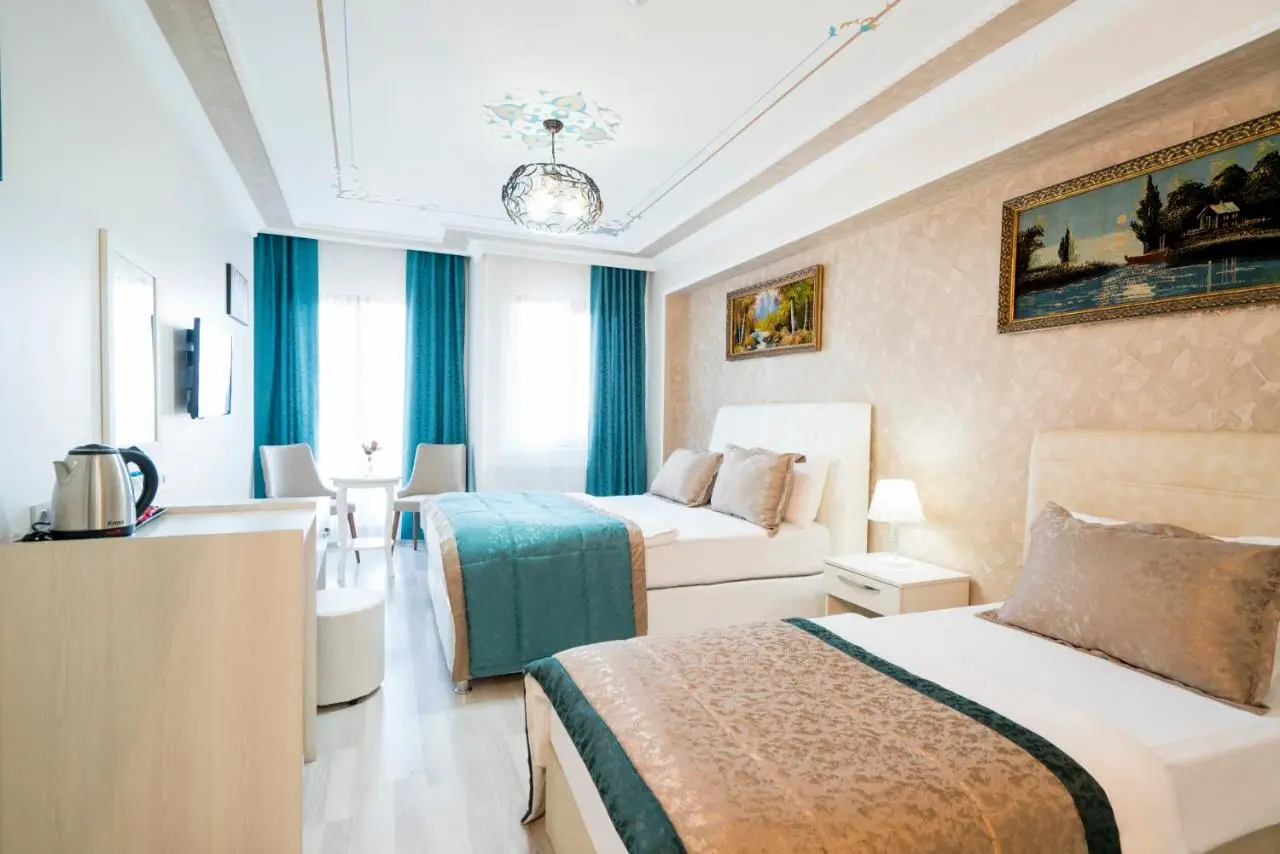 ATAM HOTEL