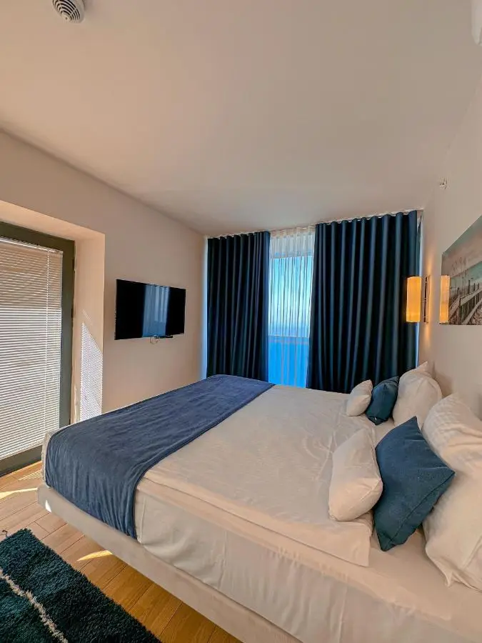 Luxury View Hotel
