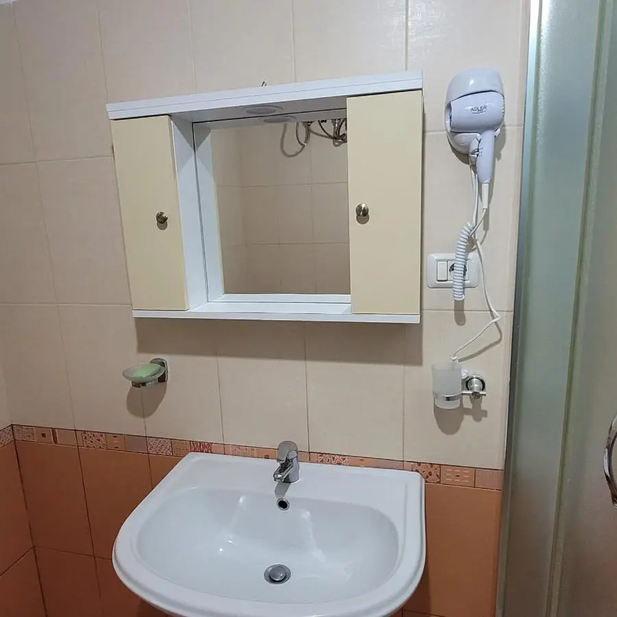 Jona Guest house