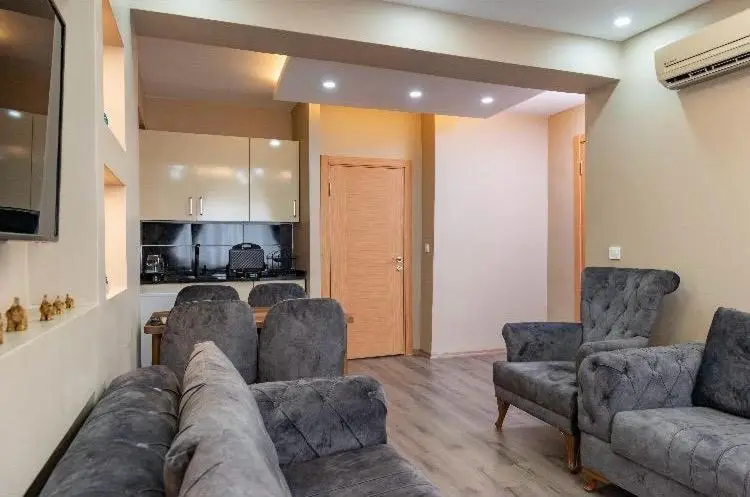 Saltanat Apartment