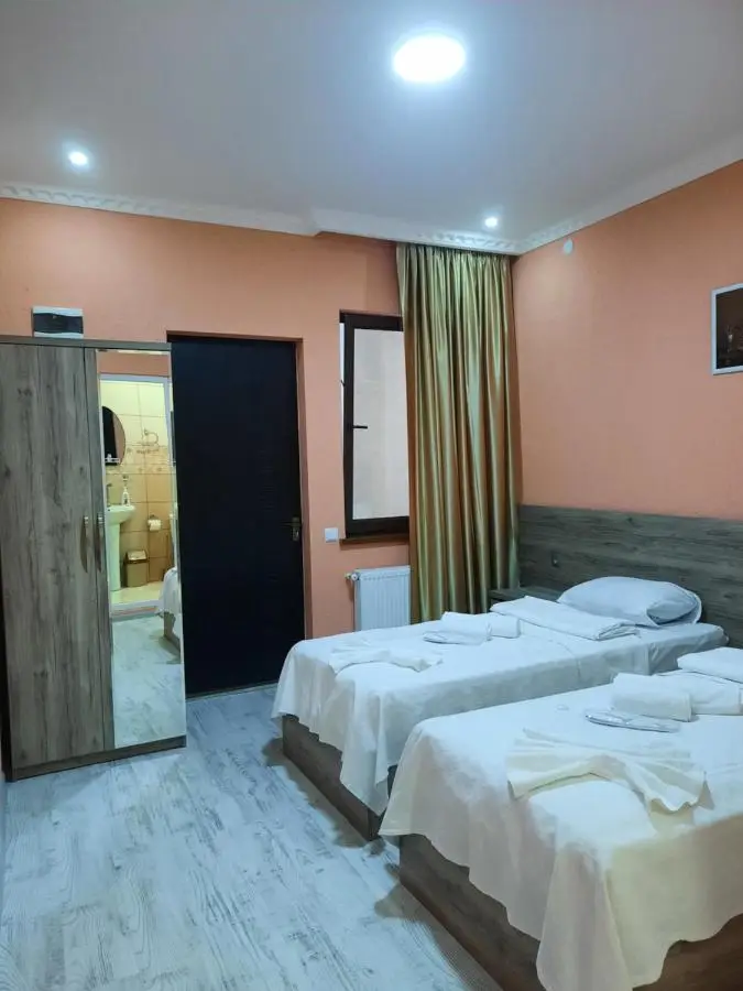 Inaisi Hotel