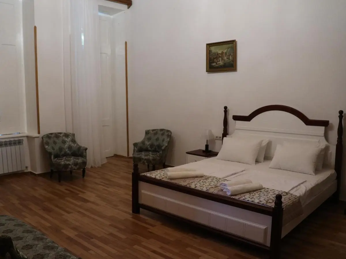 Liberty Apartment And Rooms