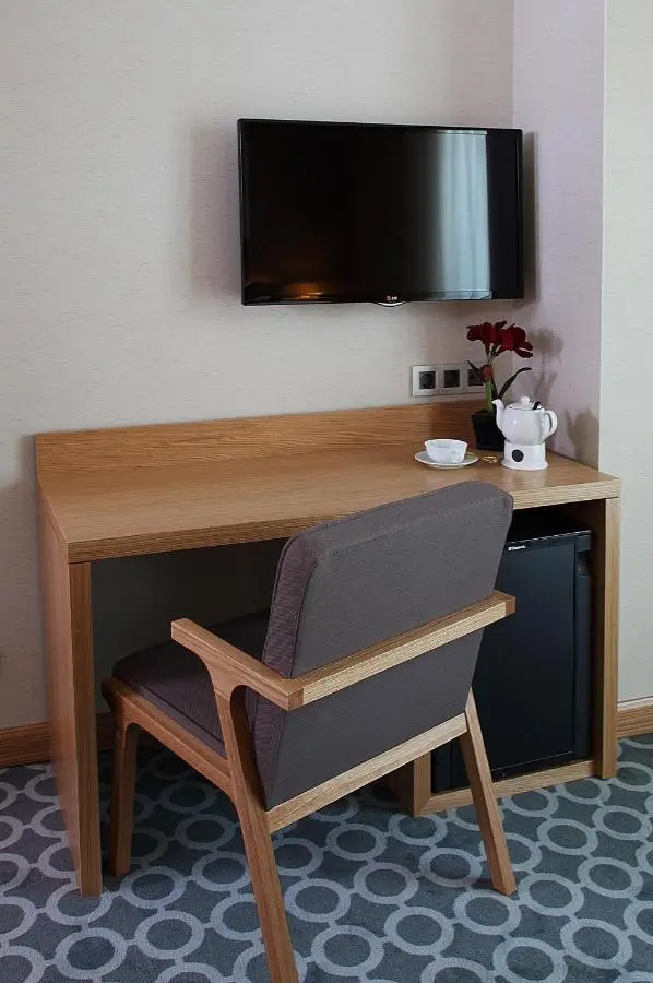 Tuzla Town Hotel
