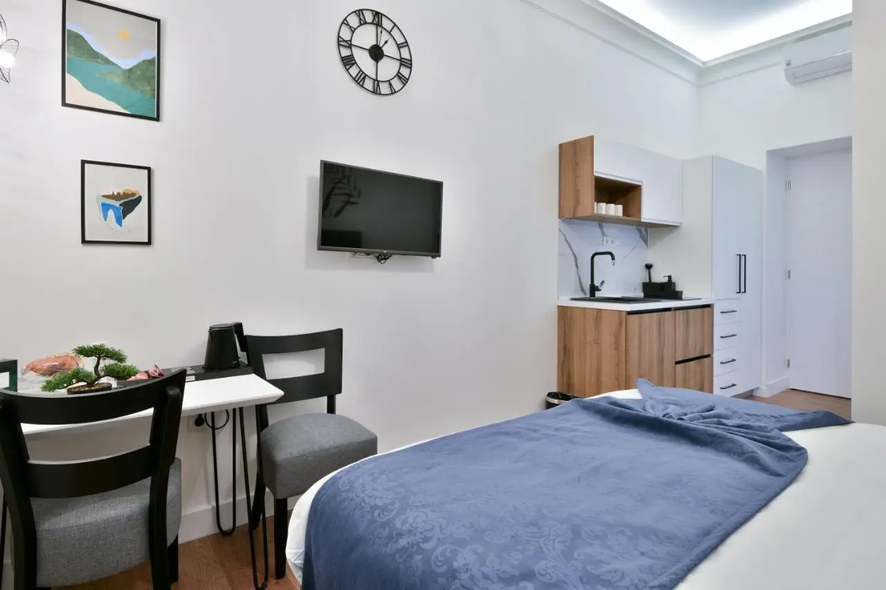 Luxury Galla Apartments in the City Center