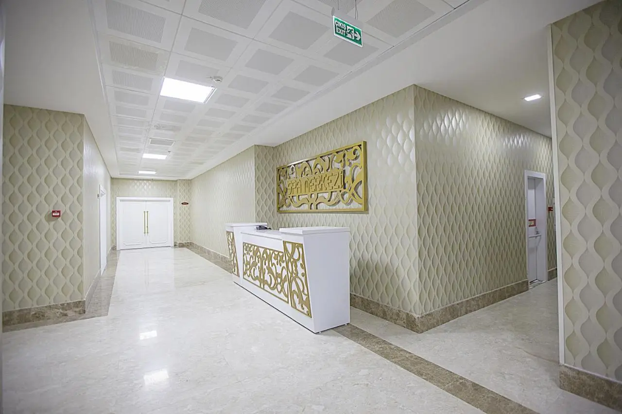 Mitannia Regency Hotel