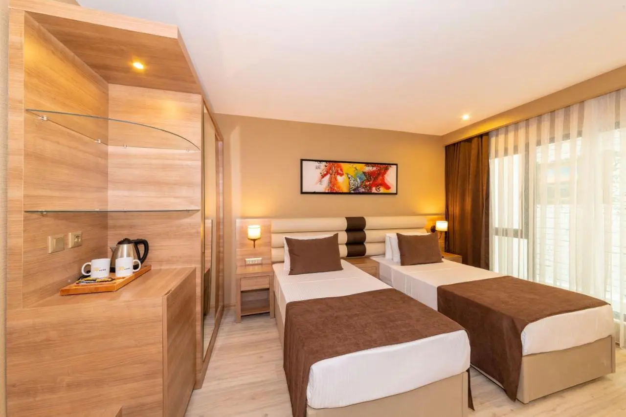 38 Hotel