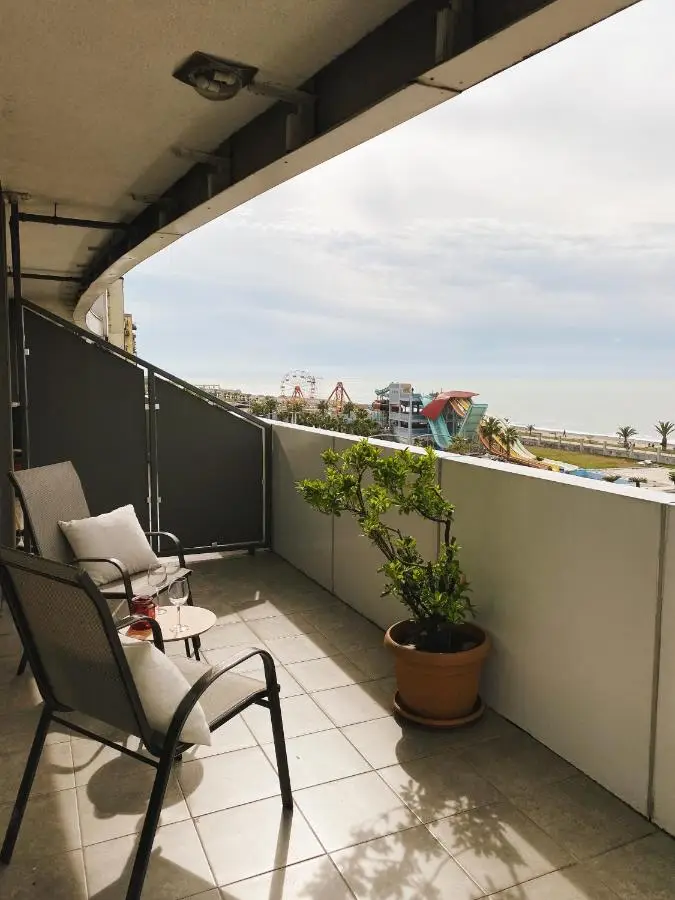 Sunset Apartment