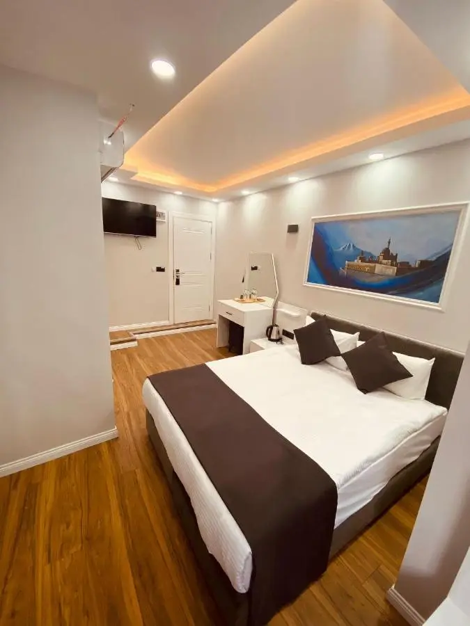 Hodegon Suite Hotel