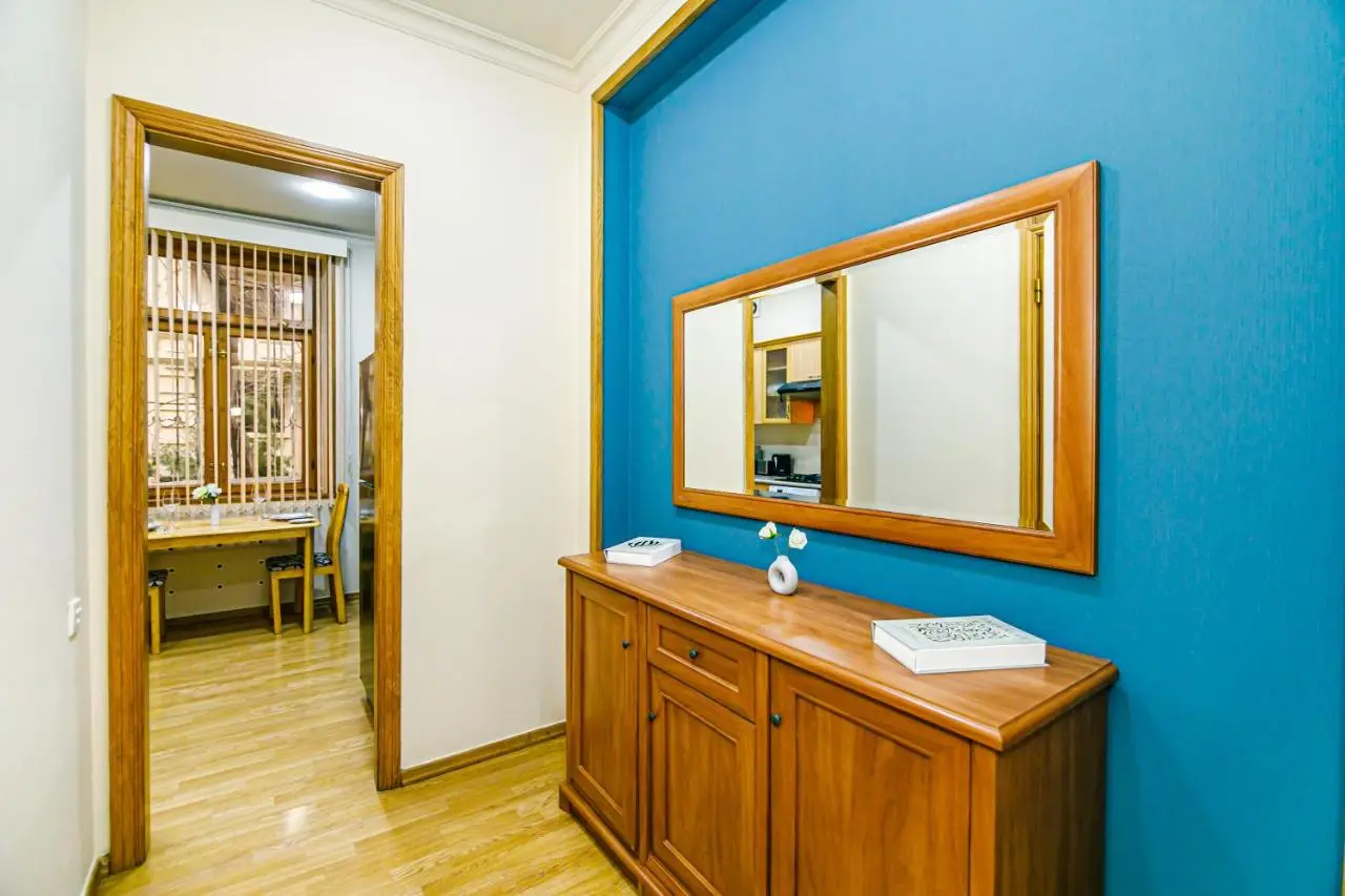 Tranquil Green Corner One Bedroom