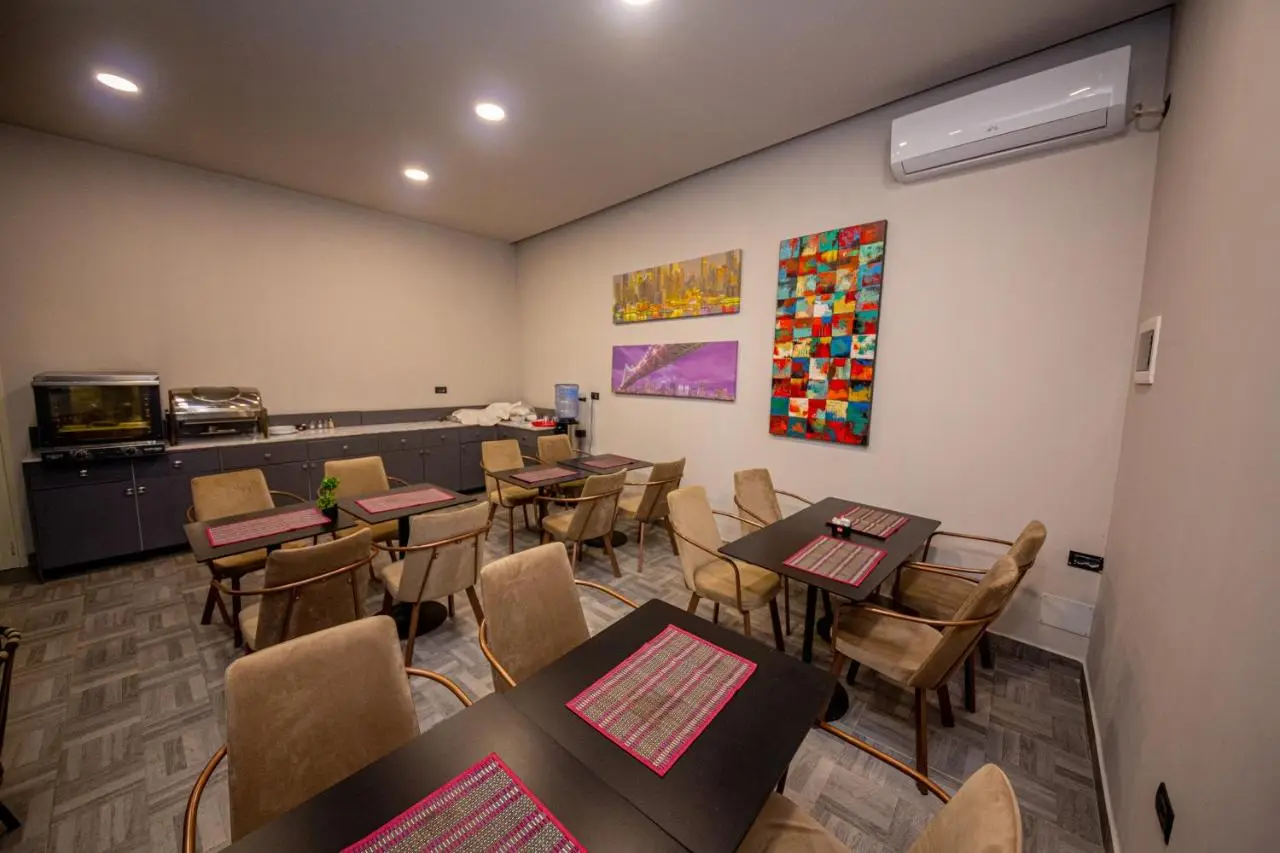 City Center Hotel