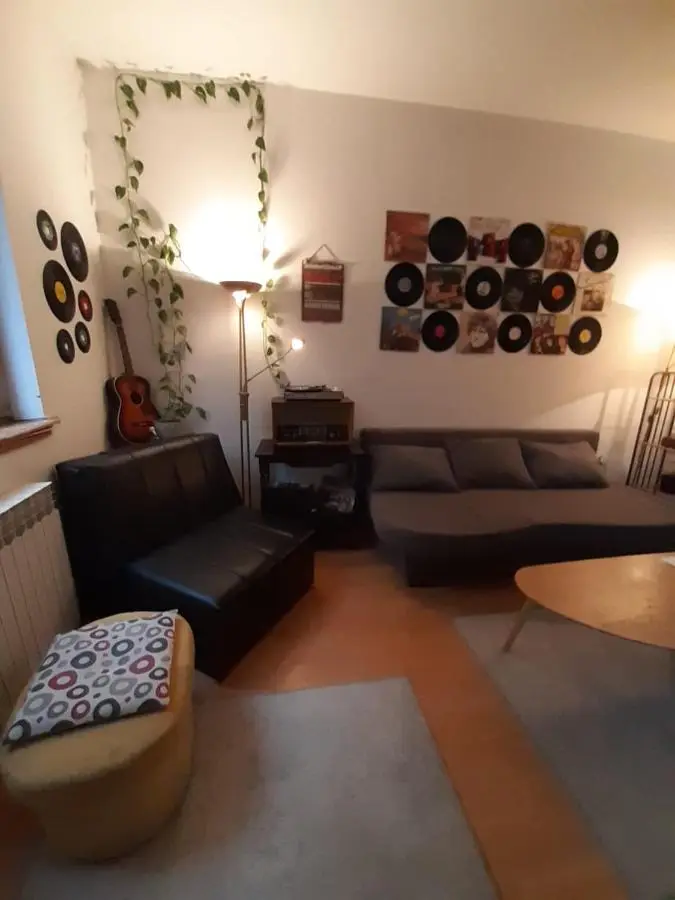 FG 1861 Hostel